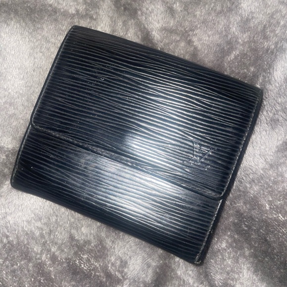 Louis Vuitton Other - AUTHENTIC Louis Vuitton Epi Leather wallet black